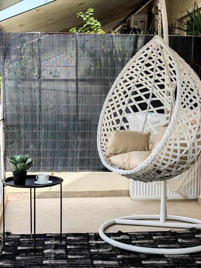 Bohemian Apartment In Central Афины Экстерьер фото